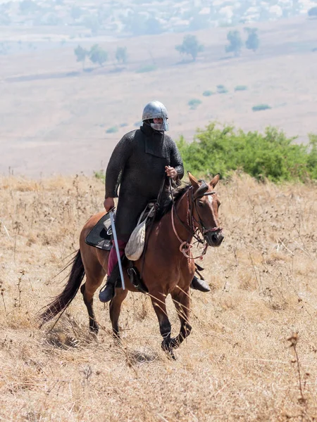 Katılımcılar Hıttin boynuzları, savaşta yeniden inşası 