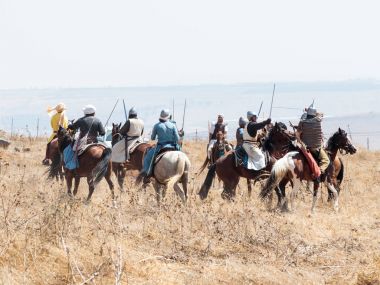 Katılımcılar Hıttin boynuzları, savaşta yeniden inşası 