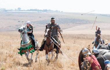 Katılımcılar Hıttin boynuzları, savaşta yeniden inşası 