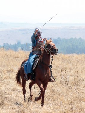 Katılımcılar Hıttin boynuzları, savaşta yeniden inşası 