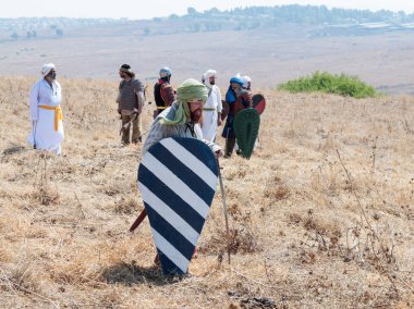 Boynuzları, Hıttin Savaşı 1 yeniden inşası katılımcısı