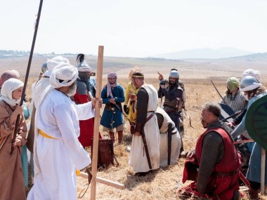 Boynuzları, Hıttin Savaşı 1 yeniden inşası katılımcısı