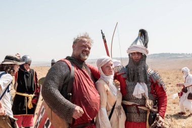 Katılımcılar Hıttin boynuzları, savaşta yeniden inşası 