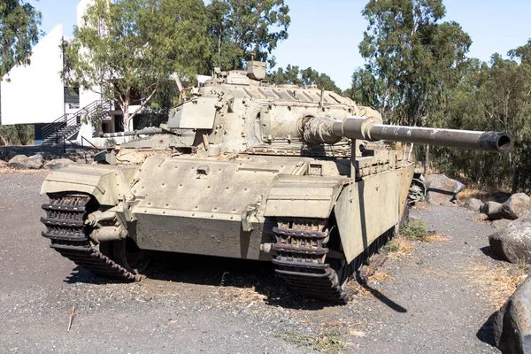 Israeli tank is after the Doomsday (Yom Kippur War) on the Golan