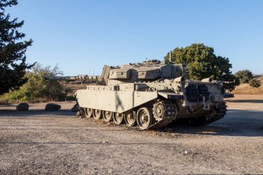 İsrail tankı İsrail 'in Golan Tepeleri' ndeki Kıyamet Günü 'nün (Yom Kippur Savaşı) peşindedir.