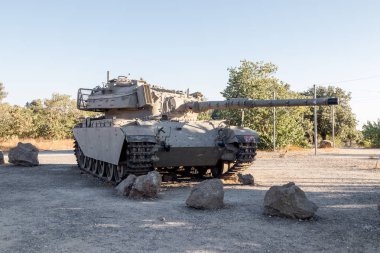 İsrail tankı İsrail 'in Golan Tepeleri' ndeki Kıyamet Günü 'nün (Yom Kippur Savaşı) peşindedir.