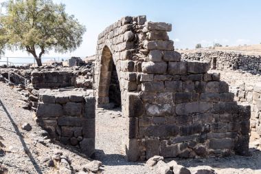 Antik kentin kalıntıları Korazim (Horazin, Khirbet Karazeh), yok bir depremin 4 yüzyılda İsrail Golan Tepeleri üzerinde