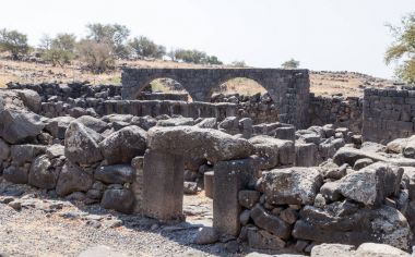 Antik kentin kalıntıları Korazim (Horazin, Khirbet Karazeh), yok bir depremin 4 yüzyılda İsrail Golan Tepeleri üzerinde