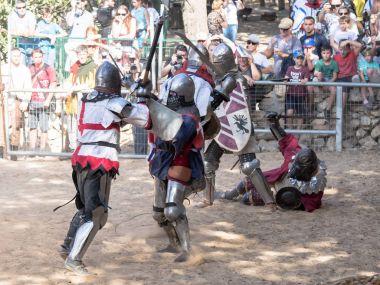 Şövalyeler - bouhourt Festivali 