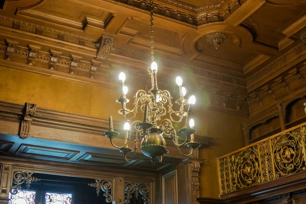 L'intérieur du château de Peles à Sinaia, en Roumanie — Photo