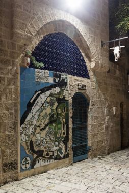 Dekoratif evde eski şehir Yafo içinde Tel Aviv-Yafa İsrail üzerinde duvara eski Yafo şehir haritası