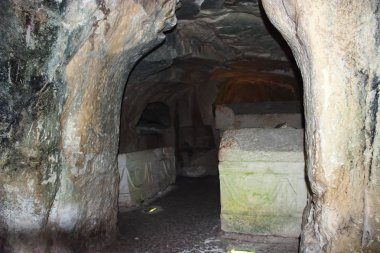 Bir niş bir nekropol bahis She'arim Milli Parkı içinde İsrail'Kiriyat Tivon şehirde iç graves ile