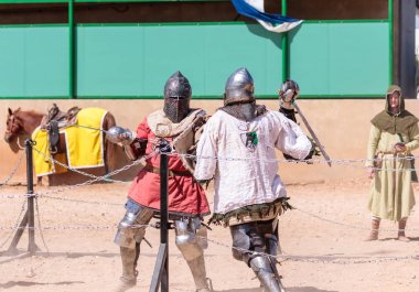 İki at - knight festival katılımcıları Goren Park İsrail listelerde mücadele ediyoruz