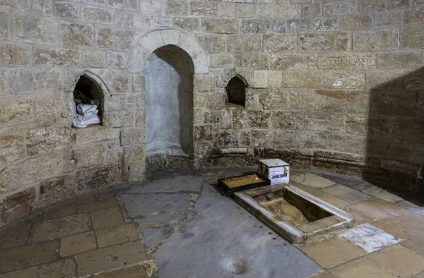 İsrail 'in Doğu Kudüs' teki Eleon Dağı 'ndaki Yükseliş Şapeli' nin içi Zeytin Dağı.