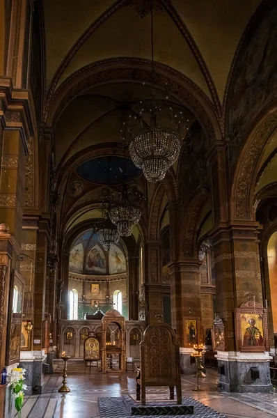 El interior de la Catedral de la Santísima Virgen de la Natividad en la ciudad de Batumi - la capital de Adjara en Georgia — Foto de Stock