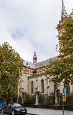 Batumi şehrindeki Kutsal Meryem Ana İsa 'nın doğumu Katedrali' nin yan tarafı. Georgia 'nın başkenti Adjara.