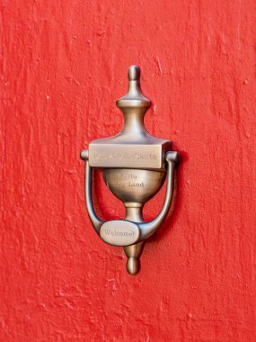 Kudüs Noel Baba 'nın Kudüs, İsrail' deki Eski Şehir 'deki Jaffa Kapısı' nın yanındaki evinin kapısının dekoratif kolu.