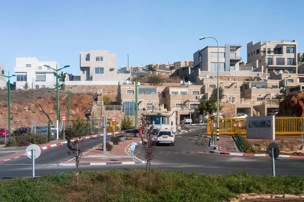 Strzeżony wjazd do dystryktu Gilo w Jerozolimie, Izrael — Zdjęcie stockowe