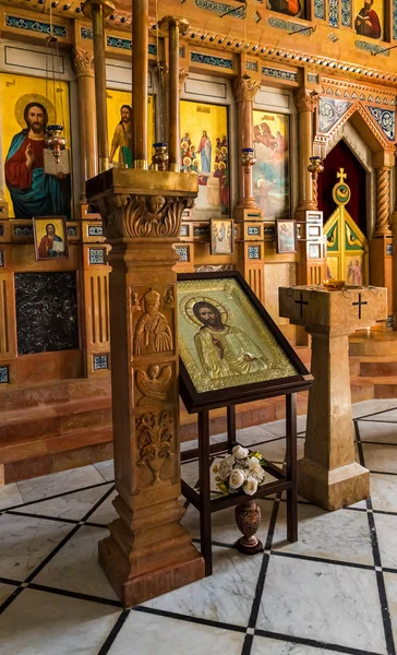 Wnętrze lochu kościoła św. Mikołaja w Bayt Jala - przedmieścia Betlejem w Palestynie — Zdjęcie stockowe