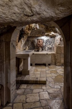 Filistin 'deki Beytüllahim' deki Aziz Catherine Kilisesi 'nin altındaki Kutsal Bebekler Mağarası.