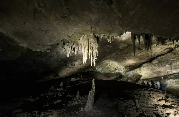 La Cueva Prometeo (también Cueva Kumistavi) cerca de Tskaltubo en la región de Imereti, Georgia —  Fotos de Stock