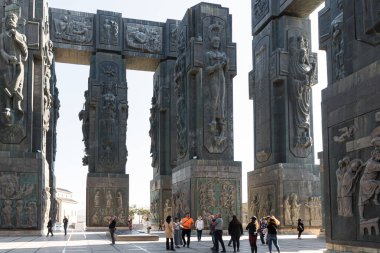 Gürcistan Günlüğü, 1985 yılında Zurab Tsereteli tarafından yapılmış, ancak asla tam olarak tamamlanmamış bir Tiflis Denizi yakınlarındaki anıttır..