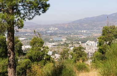 Gürcistan 'daki Tiflis şehrine yapılan anıtın görüntüsü