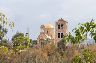 Ürdün 'ün İsrail' deki Jericho yakınlarındaki Ürdün Nehri üzerindeki İsa Mesih 'in Vaftiz Alanının bir parçası.