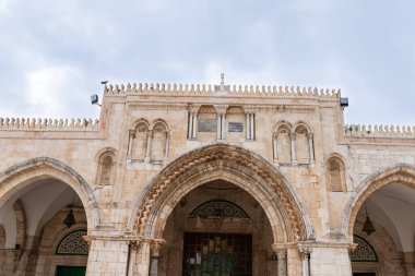 Kudüs, İsrail, 3 Mart 2020: İsrail 'in Kudüs kentindeki Tapınak Dağı' ndaki El Aksa Camii 'nin faşizminin bir kısmı
