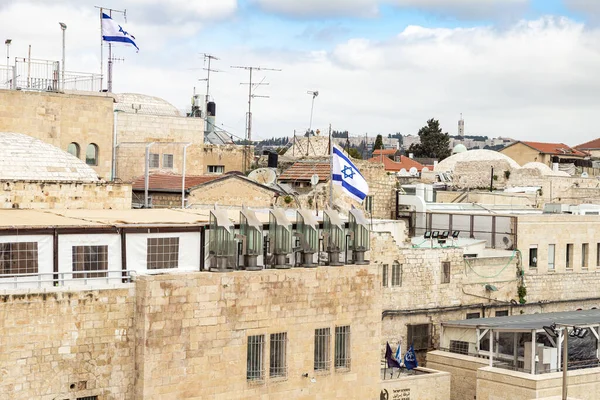 エルサレム イスラエル 2020年3月3日 装飾的な6つ星 マゲン デイヴィッド イシュヴァト ネティフ アレイエの屋根イスラエルの旧市街の西壁近く — ストック写真