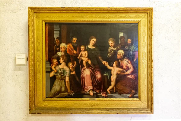 イタリアのヴェローナ 2015年9月26日 絵画イタリアのヴェローナにあるCastelvecchio博物館のCastelvecchio Castello Scaligero要塞の展覧会での聖アンの親族 — ストック写真