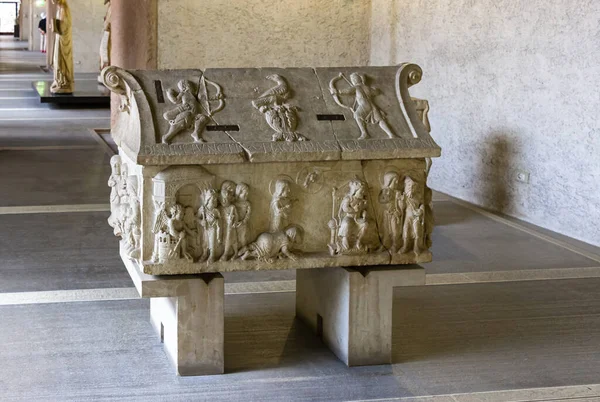 Верона Италия Сентября 2015 Года Хорошо Сохранившийся Каменный Сакофаг Выставке — стоковое фото