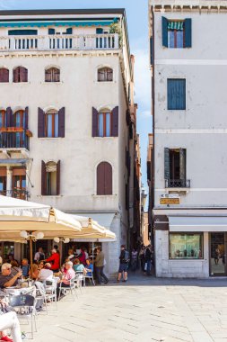 Venedik, İtalya, 28 Eylül 2015: Venedik, İtalya 'daki Palazzetto Pisani Butik Tatil Köyü.