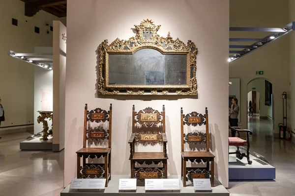 2015 밀라노 이탈리아 2015 Mirror Armchair Exhibition Museum Sforzesco Castle — 스톡 사진