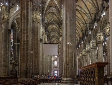 Milan, İtalya, 29 Eylül 2015: Milano Katedrali - Duomo di Milano, İtalya