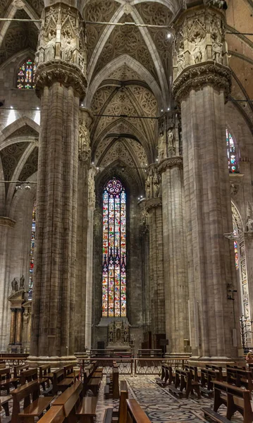 Mediolan Włochy Września 2015 Wnętrze Katedry Mediolanie Duomo Milano Włochy — Zdjęcie stockowe