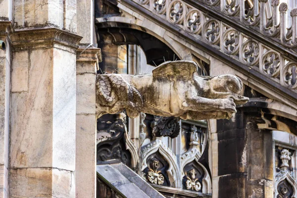 Milano Settembre 2015 Statue Che Decorano Parete Laterale Duomo Milano — Foto Stock