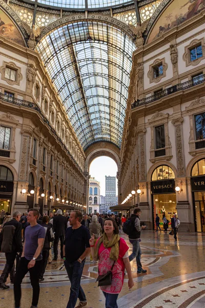 Milán Italia Septiembre 2015 Interior Galleria Vittorio Emanuele Centro Comercial — Foto de Stock
