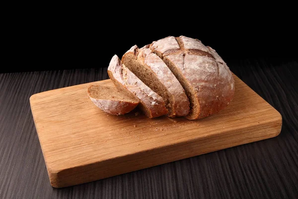 ekmek, bir meşe tahta kesmek 