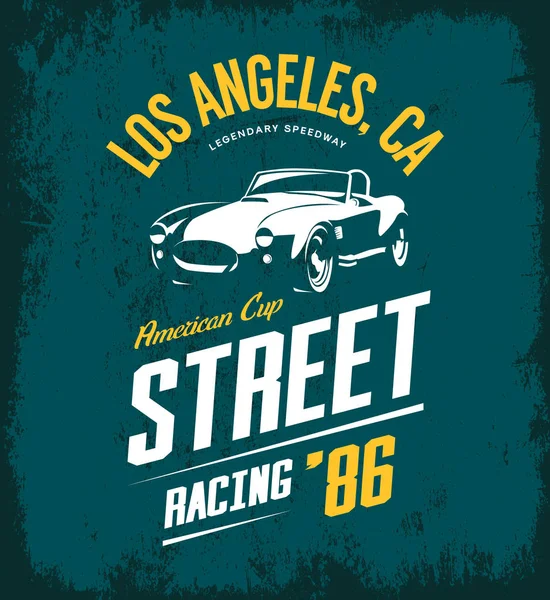 Vintage roadster araba vektör logo kavramı mavi izole.