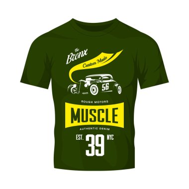 Yeşil t-shirt sahte kadar izole vintage hot rod araç vektör logosu. 