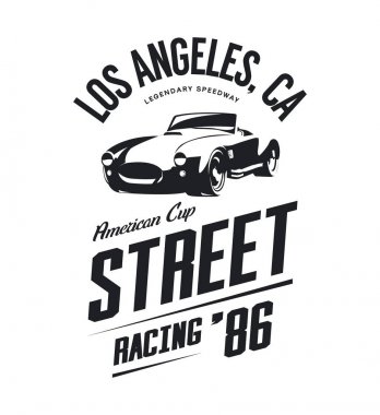 Vintage roadster araba vektör logosu beyaz arka plan üzerinde izole. Premium Kalite eski spor araç logo t-shirt amblemi illüstrasyon. Los Angeles sokak giyim üstün retro tee baskı tasarımı yarış.