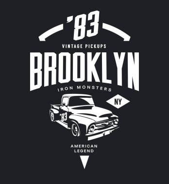 Koyu arka plan üzerinde izole vintage toplama araç vektör tişört logosunu görmeniz gerekir. Premium Kalite eski spor araba logo t-shirt amblemi illüstrasyon. Brooklyn, New York sokak giyim retro tee baskı tasarımı.