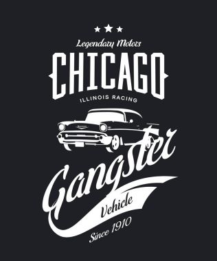 Vintage gangster araç vektör logo koyu arka plan üzerinde izole. Premium Kalite eski klasik otomobil logo tişört amblemi illüstrasyon. Chicago, Illinois sokak giyim üstün retro tee baskı tasarımı.