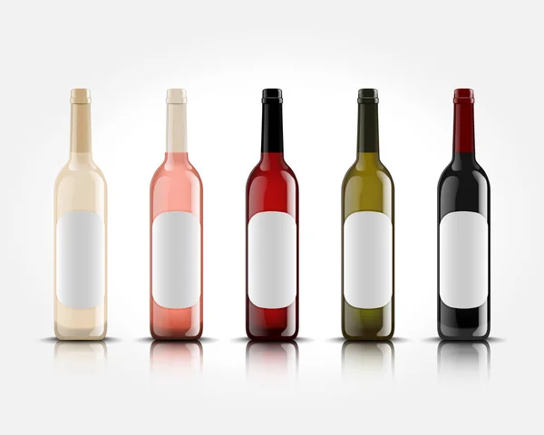 3d botellas de vino vector realistas sobre fondo blanco con etiquetas vacías para su diseño y logotipo. Burla para la presentación de su producto . — Archivo Imágenes Vectoriales