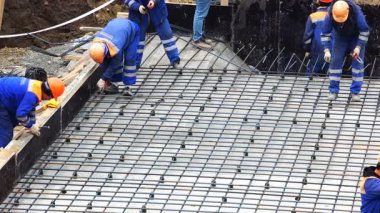 bir bornoz araç erkeklerde Güçlendirme Vakfı levha için örgü