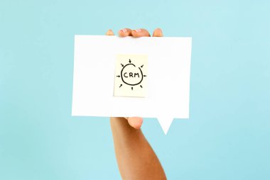 Müşteri ilişkileri yönetimi Crm kavramı üzerinde konuşma balonu