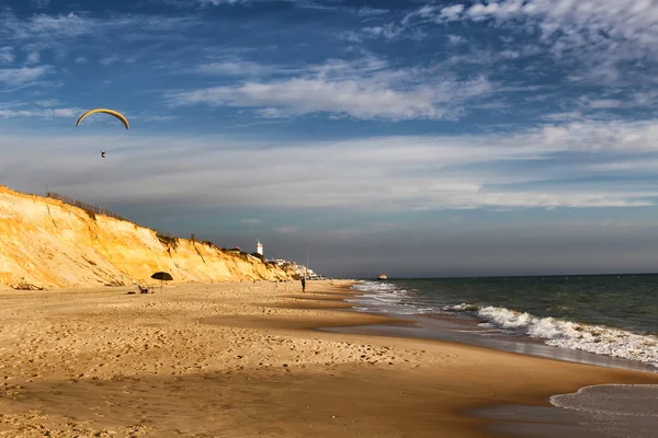 Gleitschirmfliegen Matalascanas Strand Andalusien — Stockfoto