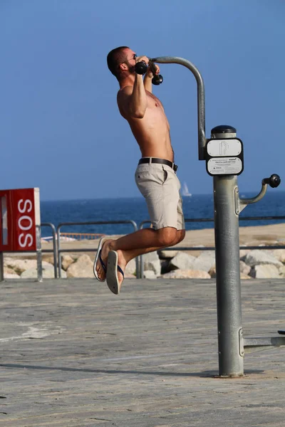 Fitness extérieur Plage de Barcelone — Photo