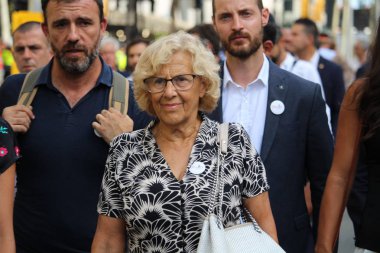 Belediye Başkanı Madrid Manuela Carmena terörizme karşı protesto